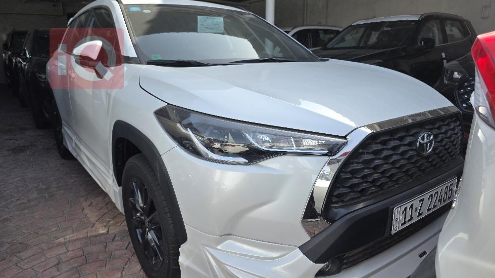 تۆیۆتا کۆرۆلا کرۆس